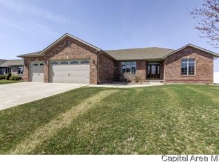 2805 Covered Wagon Trl, Springfield, IL 62711