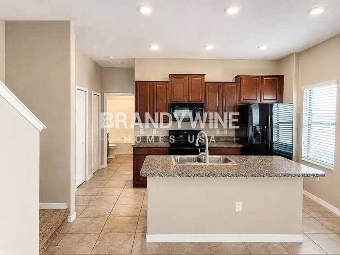5580 Mercado Dr — Photo 7