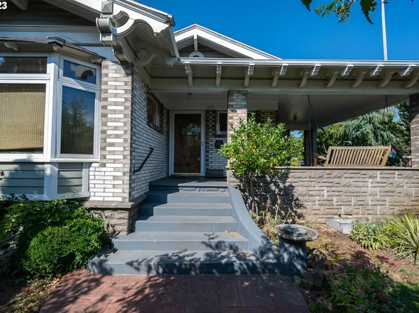 5933 NE Flanders St, Portland, OR 97213