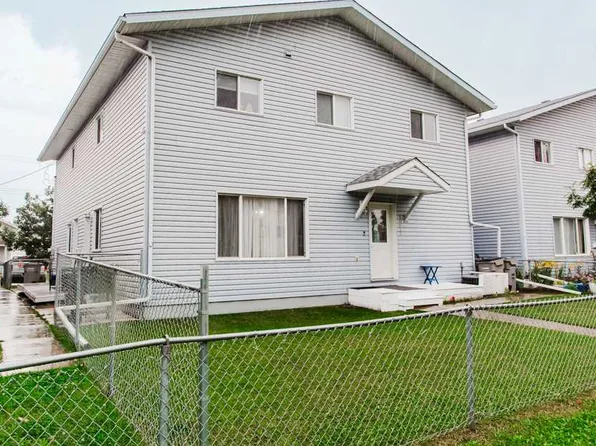 10027 N 105th Ave, Grande Prairie, AB T8V 1H2