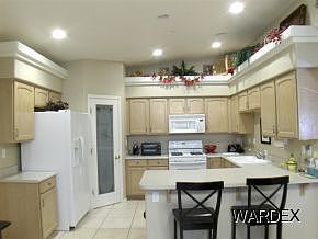 3rd image of 80 Aspen Dr