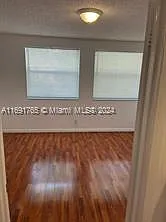 793 Crystal Lake Dr — Photo 5