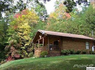 1284 Laurel Lick Rd, Sevierville, TN 37862