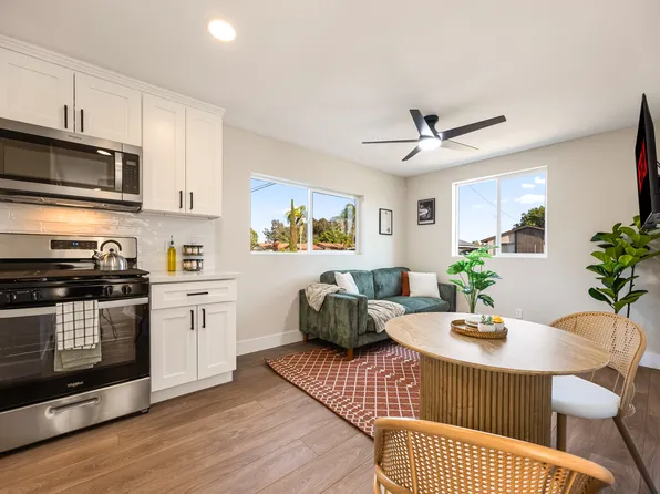 8202 Beaver Lake Dr, San Diego, CA