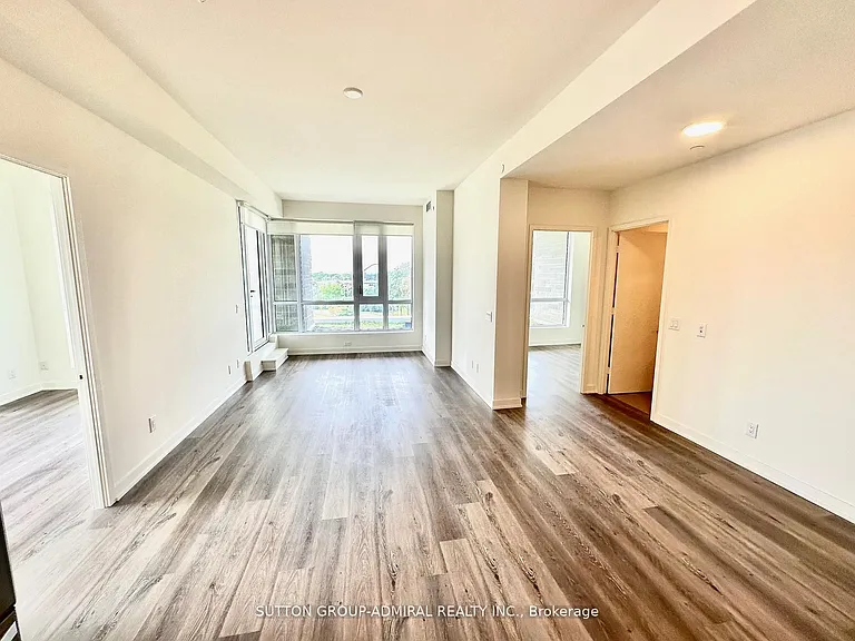 10 Deerlick Ct #302 — Photo 6