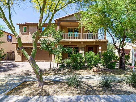 2nd image of 3932 E San Carlos Pl