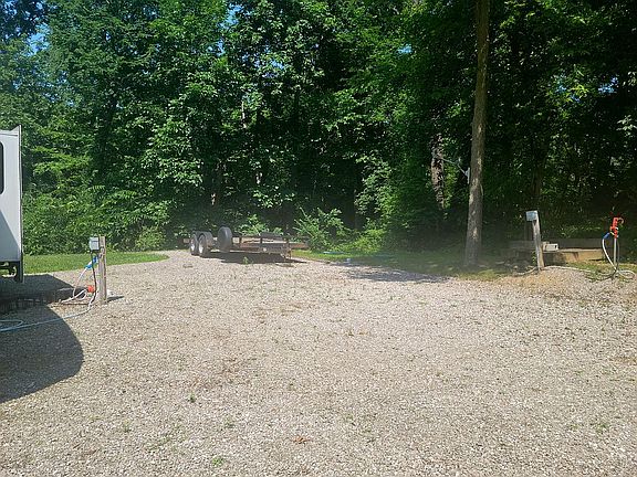 3rd image of 4142 Leslie Dr