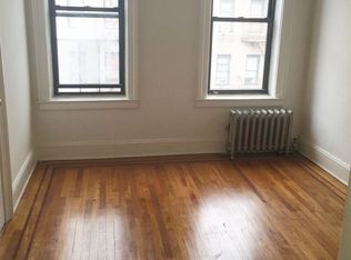 2530 43rd St, Astoria, NY 11103