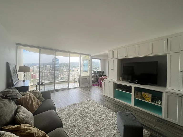 1717 Ala Wai Blvd #2802 — Photo 8