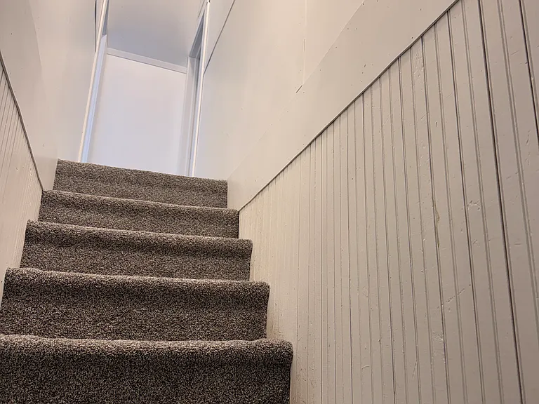 1107 E Frye Ave — Photo 6