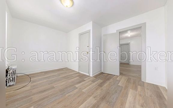 5th image of 138 Sackman St #3