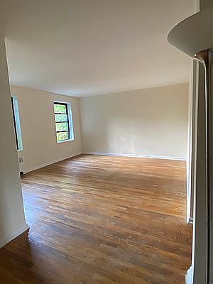 1st image of 140-52 Burden Cres #5B