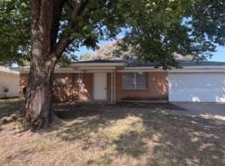 308 S Barbara St, Waco, TX 76705