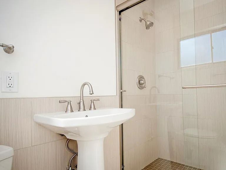 740 Sapphire St #1 — Photo 11