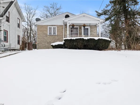 571 E Avondale Ave, Youngstown, OH 44502