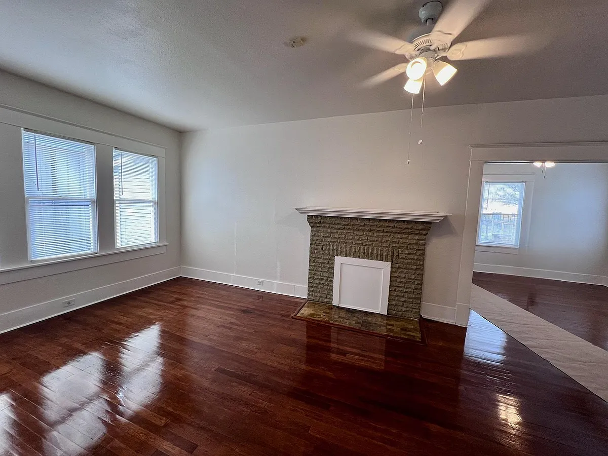 Building Photo - 610 Croft Trace Ln