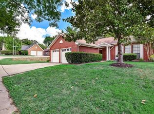 6620 Mountain Cedar Ln, Dallas, TX 75236