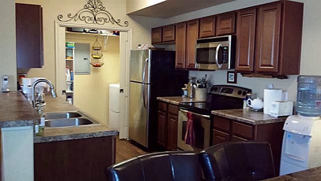 1st image of 182 Crown Pointe Blvd APT 112