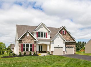 3803 White Barn Ln, Easton, PA 18045