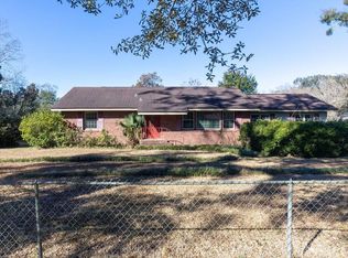 5911 Sarah Dr, Pensacola, FL 32503