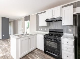 16 Cherry St, Belmont, NH 03220