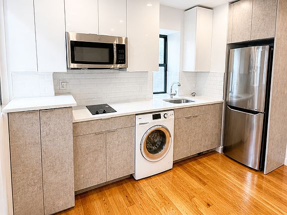3rd image of 648 W 158th St APT 4B