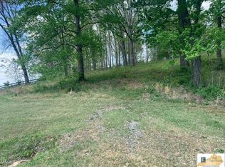 Spring St, Tompkinsville, KY 42167