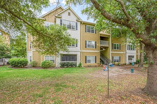 8307 Walden Park Dr Photo 1