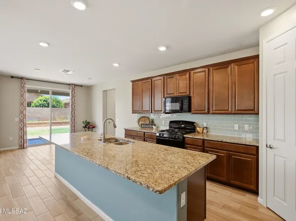 7391 S Via Casa Elegante, Tucson, AZ 85756