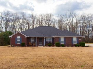 126 Edgebrook Dr, Ardmore, AL 35739