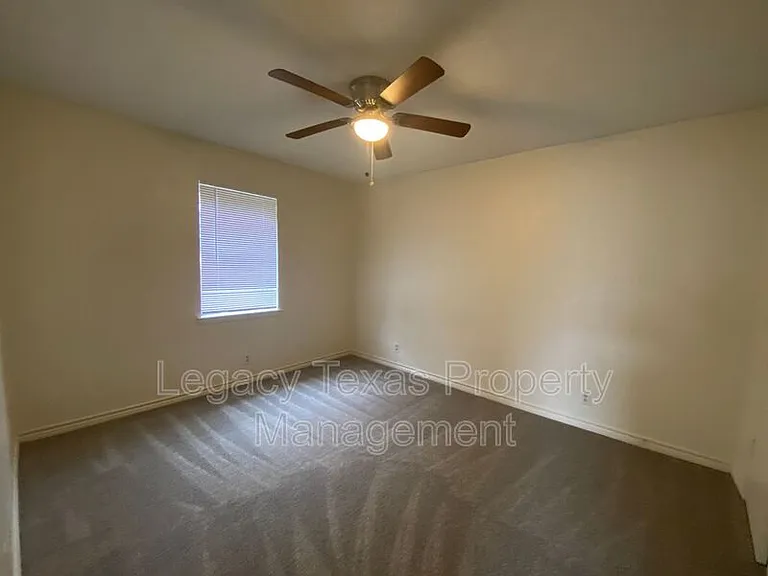 108 Pine St — Photo 9