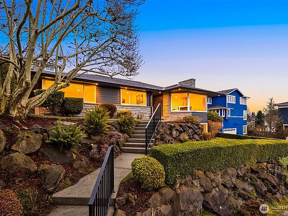 2nd image of 3702 W Fulton Street