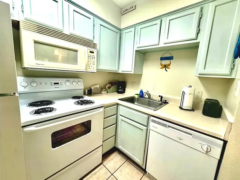 200 Sandestin Ln #607 — Photo 2