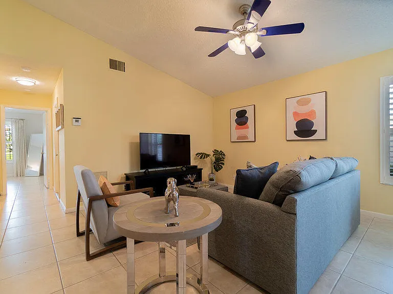 13335 Bedford Mews Ct — Photo 17