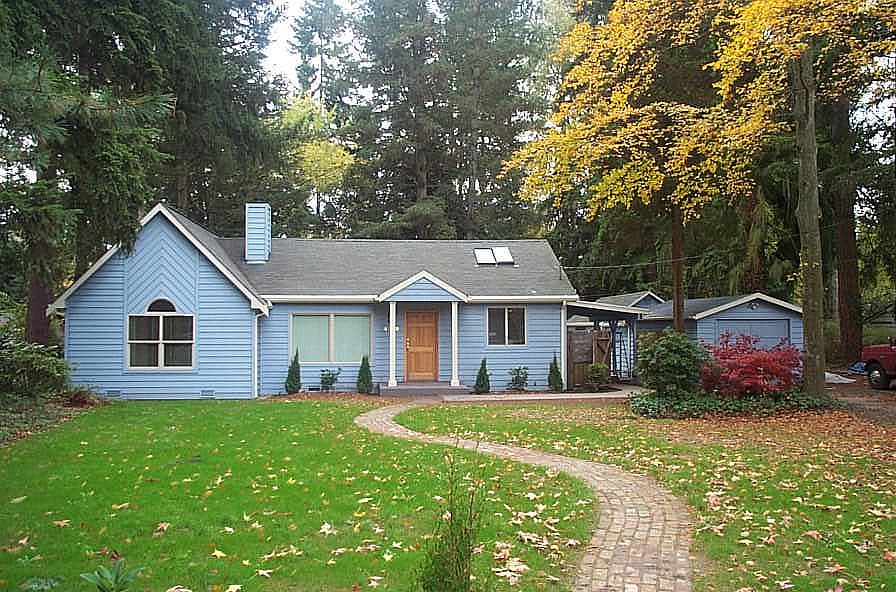 1st image of 4039 NE 178th St
