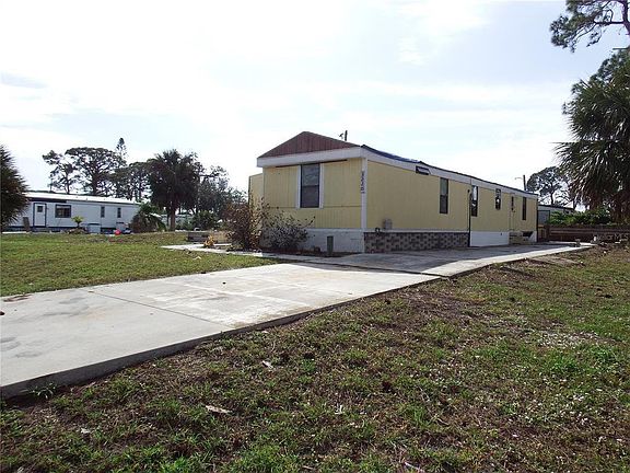 2nd image of 3220 Towhee St
