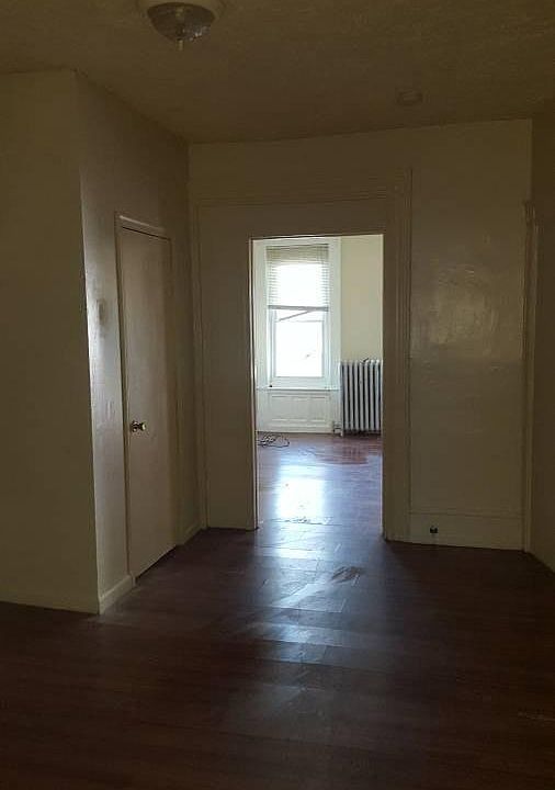2nd image of 113 S 8th St #4