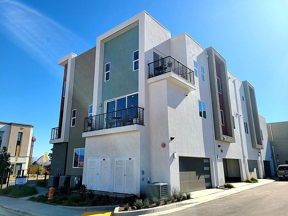 2nd image of 27466 Chamise Pl