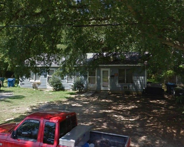 1st image of 206 S Briggs Ave