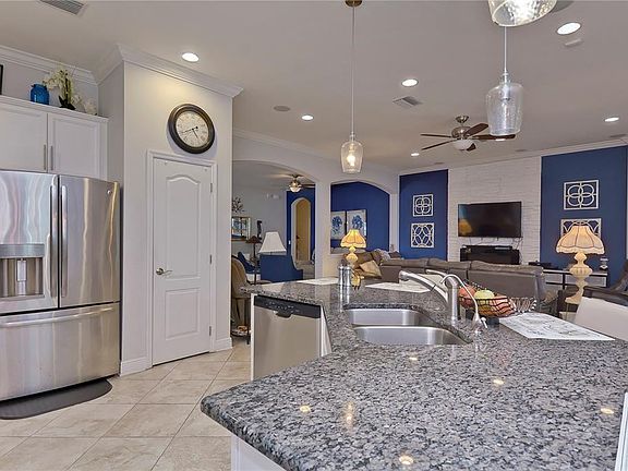 5th image of 9764 Troncais Cir