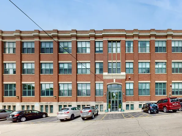 601 Linden Pl APT 122, Evanston, IL 60202