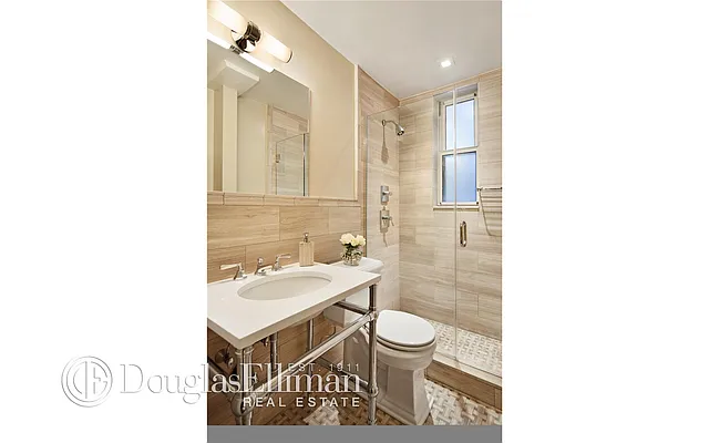 Sold by Douglas Elliman | media 15