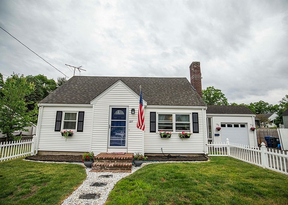 127 Conant St, Danvers, MA 01923 Zillow