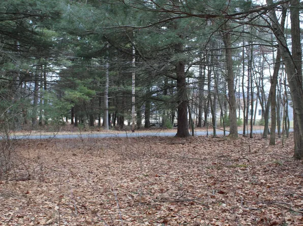 17 Longhorn Rd, Huntingdon, PA 16652