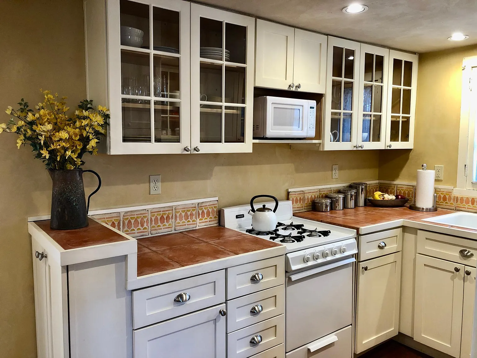 1 bed, 650 sqft, $2,800 — Photo 2