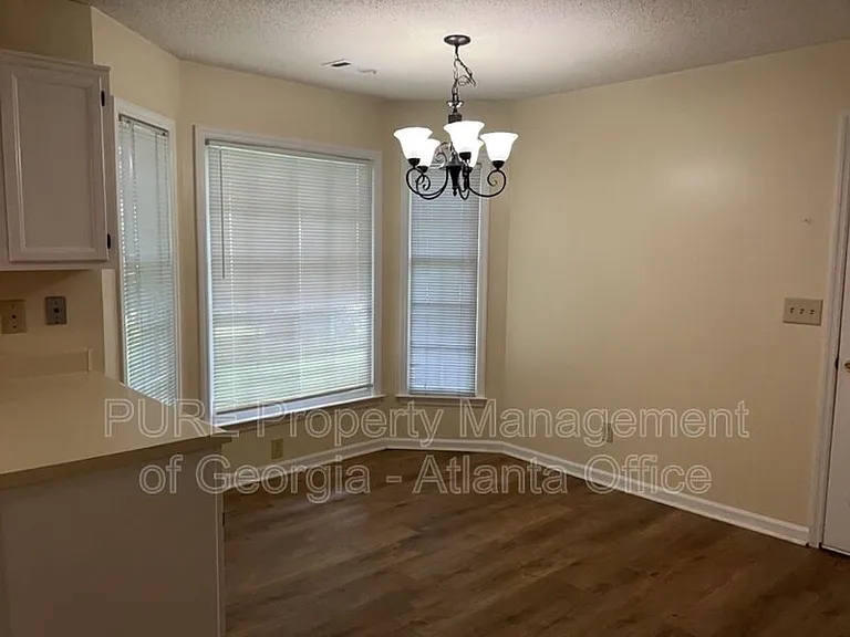 1195 Parkwood Chase NW — Photo 17