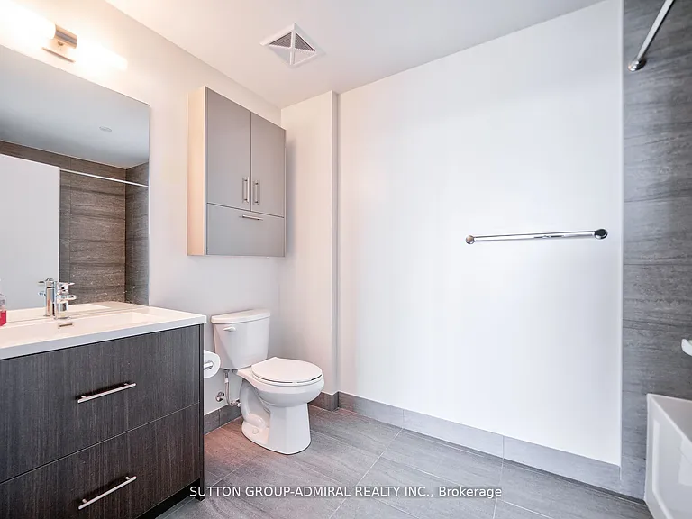 188 Fairview Mall Dr #2115 — Photo 17