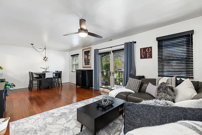 3 bed, 1.0 bath, $5,625 — Photo 3
