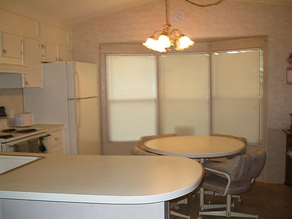 4th image of 4716 Olive Dr