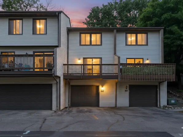 55 River Woods Ln, Burnsville, MN 55337